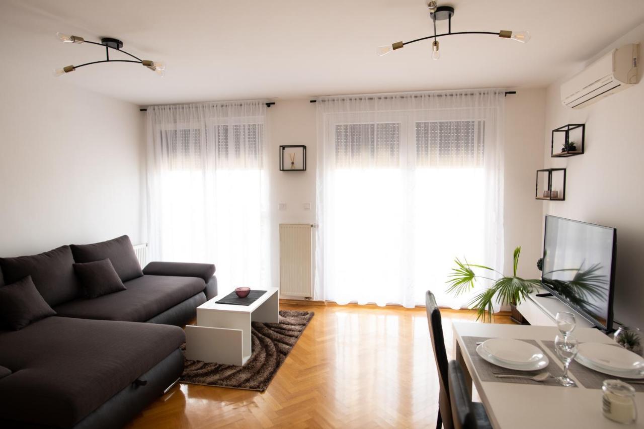 Apartman Martes スラヴォンスキ・ブロド エクステリア 写真