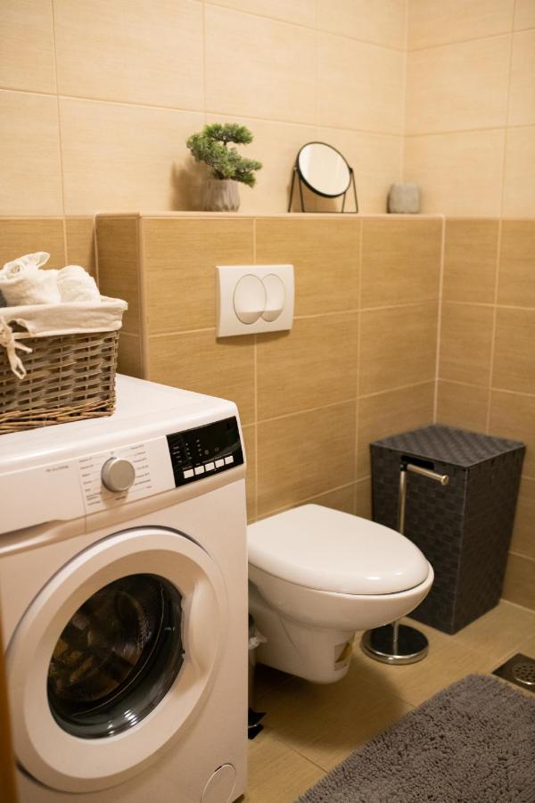 Apartman Martes スラヴォンスキ・ブロド エクステリア 写真
