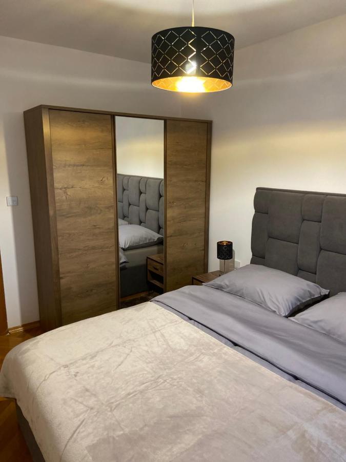 Apartman Martes スラヴォンスキ・ブロド エクステリア 写真